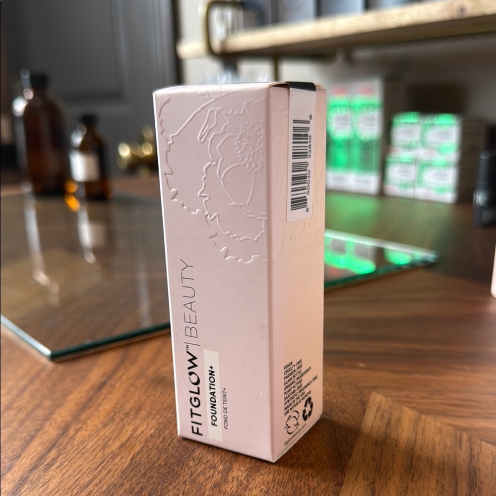 Foundation - Cream F6